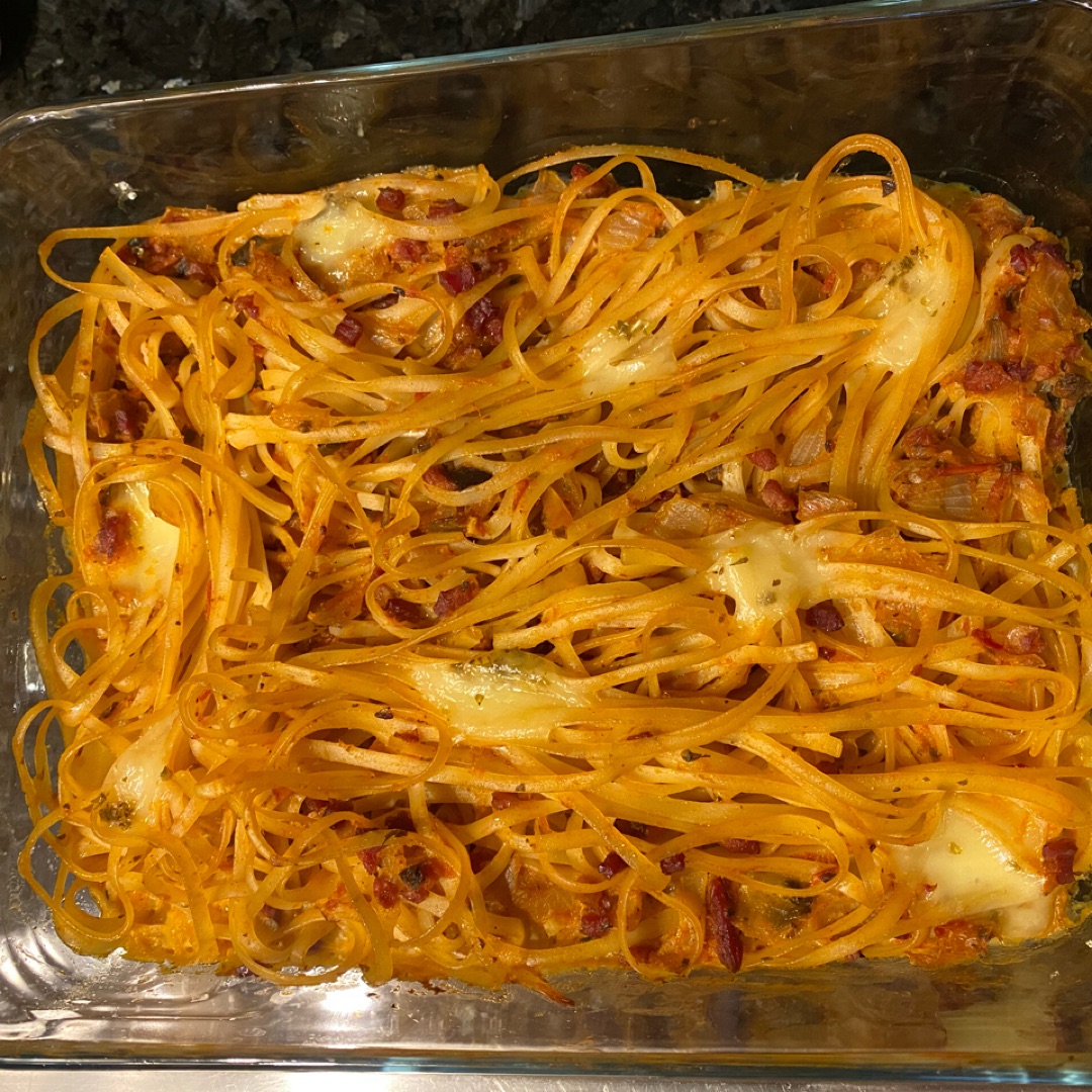 Pastel de espaguetis a la boloñesa de jamón curado 