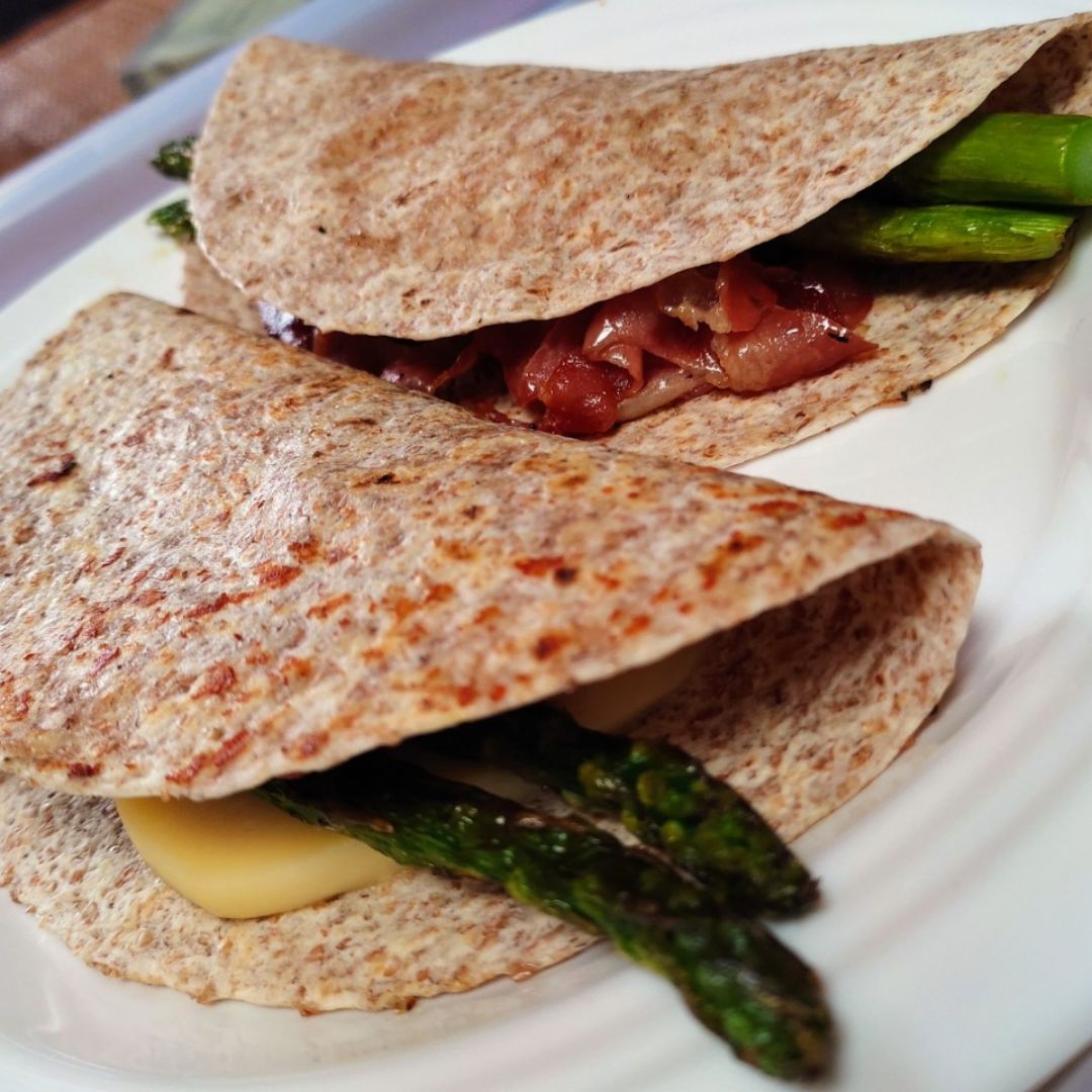 Tacos saludables de espárragos trigueros
