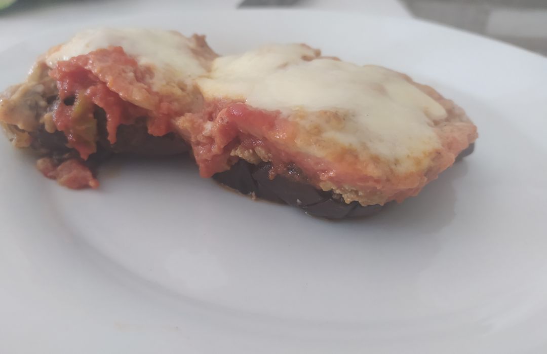 Lasaña de berenjena con bechamel de coliflor Lasaña de berenjena con bechamel de coliflor