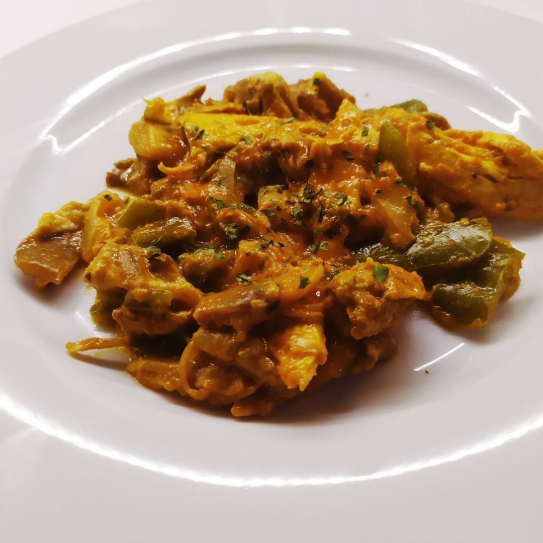 Pollo al curry con setas Pollo al curry con setas