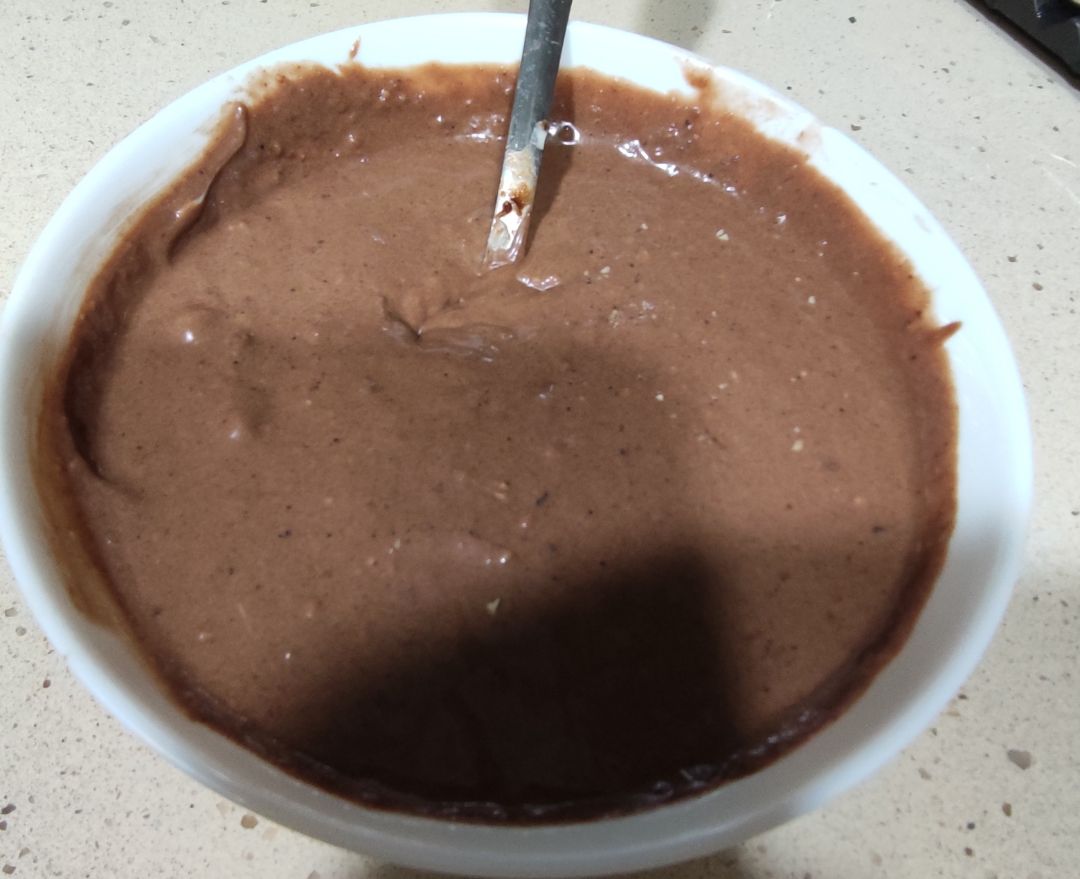 Helado de chocolate con cacahuate Helado de chocolate con cacahuate