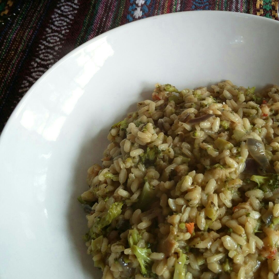 Risotto de brócoli y langostinos. 