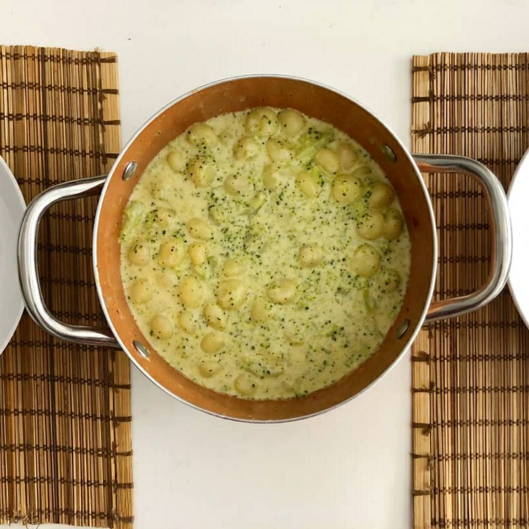 GNOCCHIS CON SALSA DE BRÓCOLI 🥦 Y QUESO 🧀 GNOCCHIS CON SALSA DE BRÓCOLI 🥦 Y QUESO 🧀