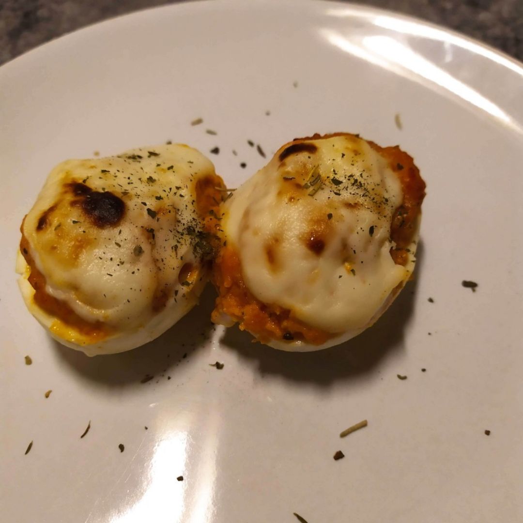 Huevos rellenos de bacalao Huevos rellenos de bacalao