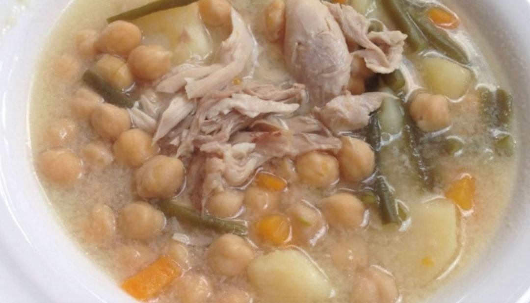 Cocido de pollo y verduras Cocido de pollo y verduras