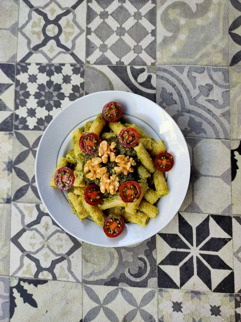 Tortiglioni con pesto de nueces Paso 2 Tortiglioni con pesto de nueces Paso 2
