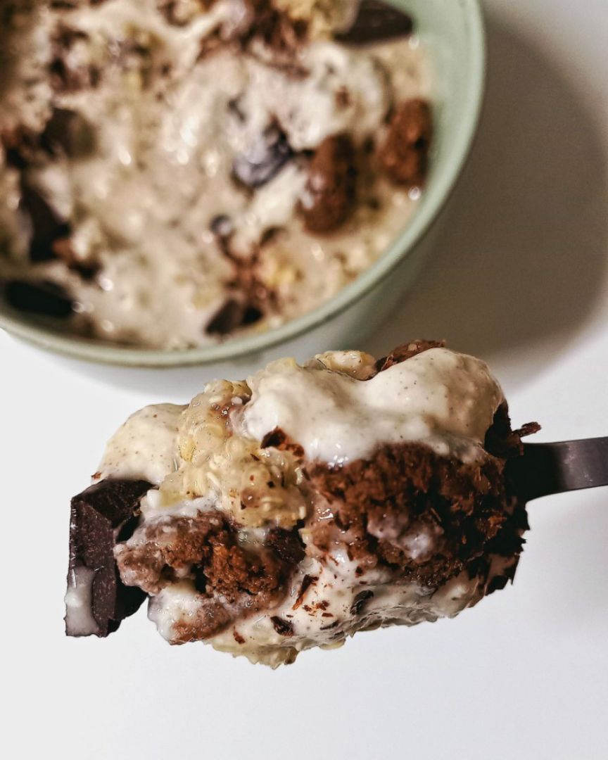 Overnight oats estilo Cookies and Cream con quinoa 🤎🍫🤍
