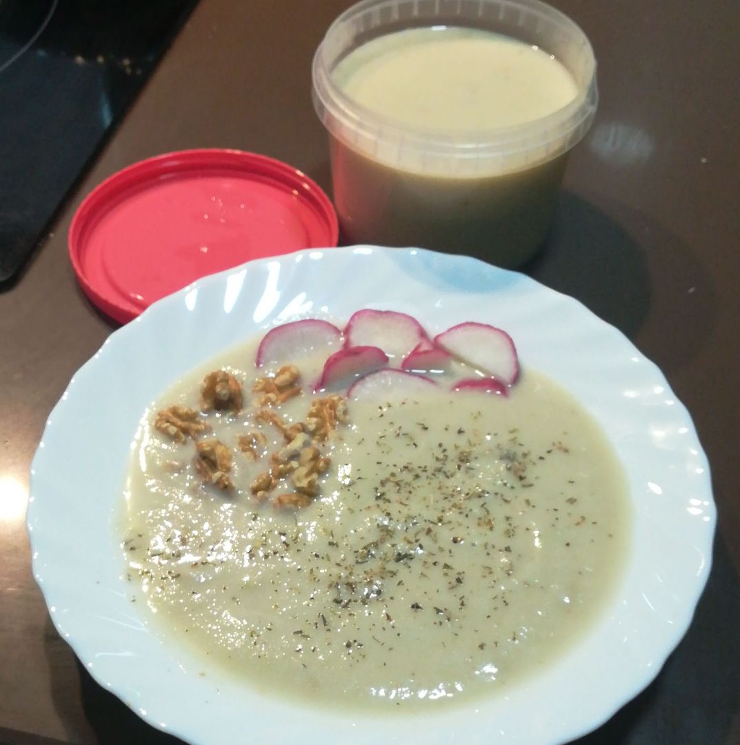 Crema de coliflor y manzana