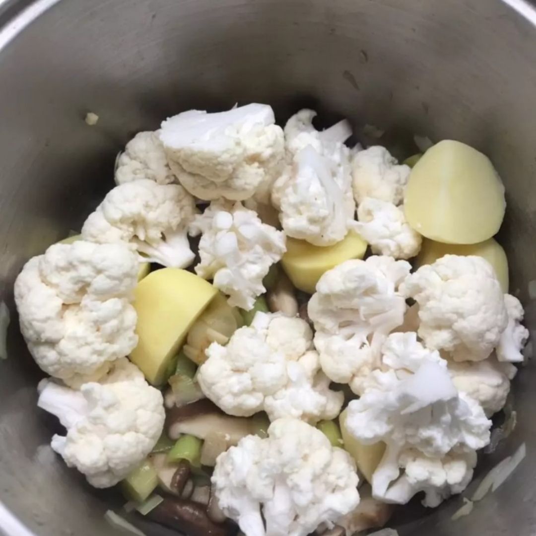 Crema de coliflor y setas shiitake Paso 2 Crema de coliflor y setas shiitake Paso 2