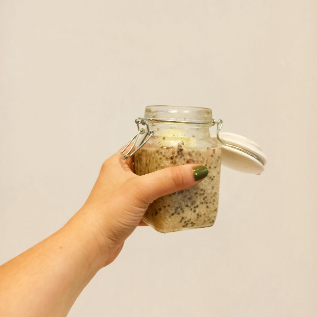 Overnight oats con semillas de chia y pavia
