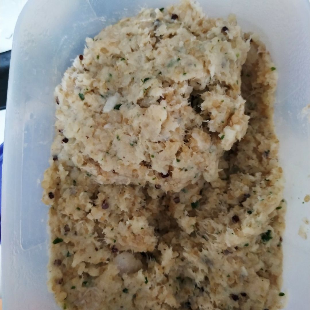 Hamburguesas de merluza y quinoa Paso 1