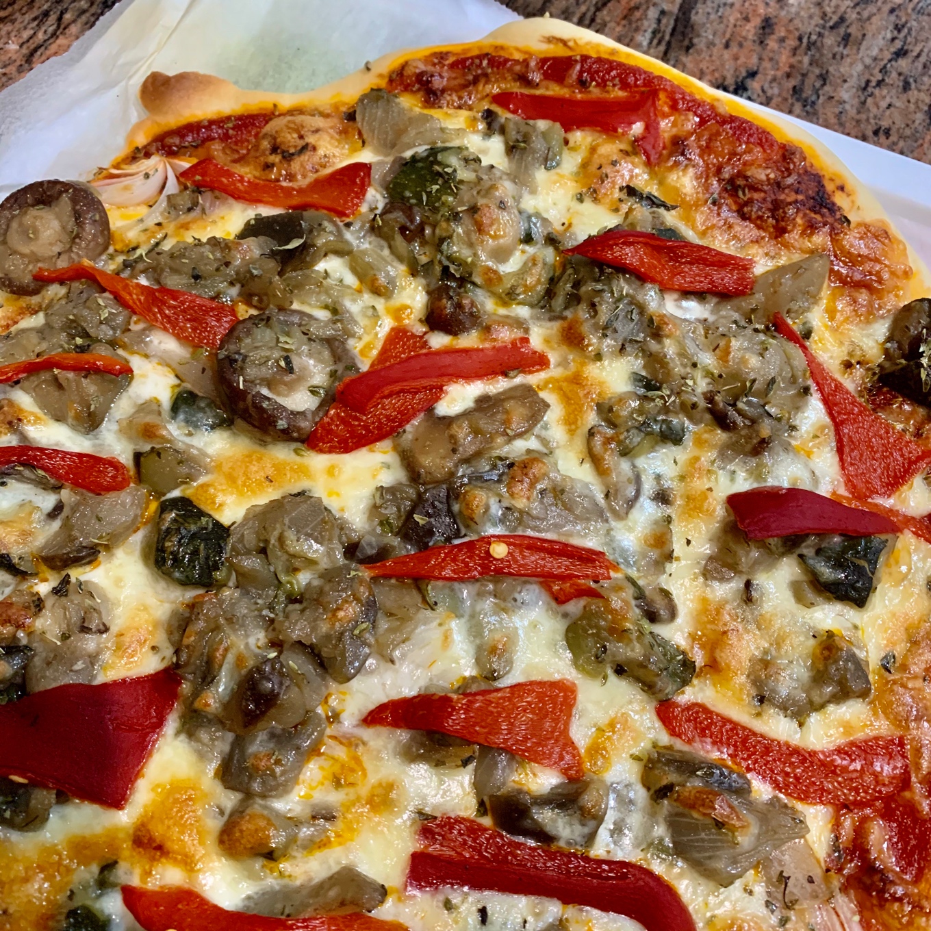 Pizza con verduras Pizza con verduras