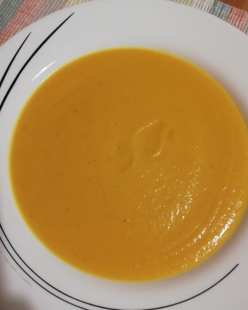 Crema de calabaza y curry