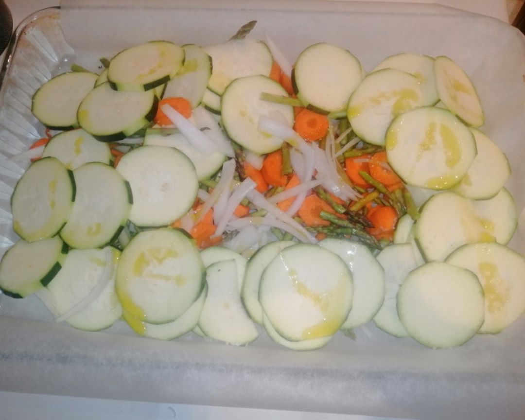Lubina con verduras al horno Paso 0 Lubina con verduras al horno Paso 0