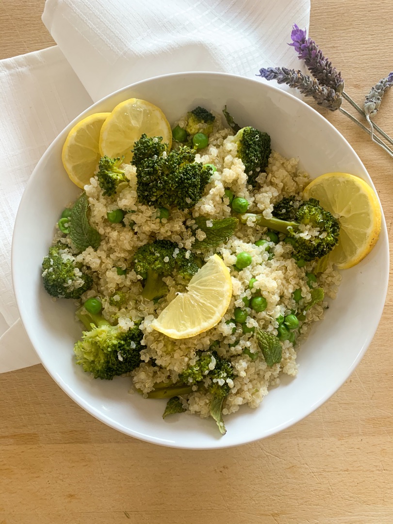 Ensalada de quinoa cítrica