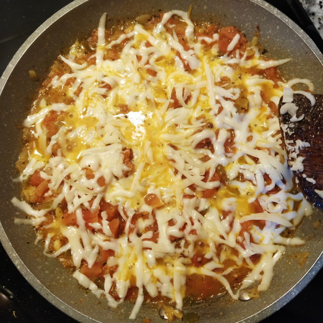 Menemen - Revuelto tuco de huevos con tomate Paso 4 Menemen - Revuelto tuco de huevos con tomate Paso 4