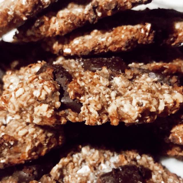 Galletas de avena, plátano y chocolate