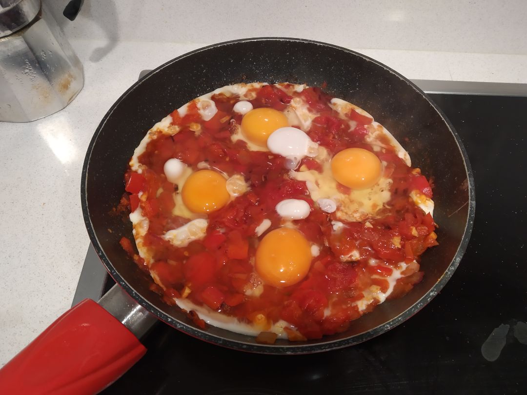 Shakshuka 🔥 Paso 2 Shakshuka 🔥 Paso 2