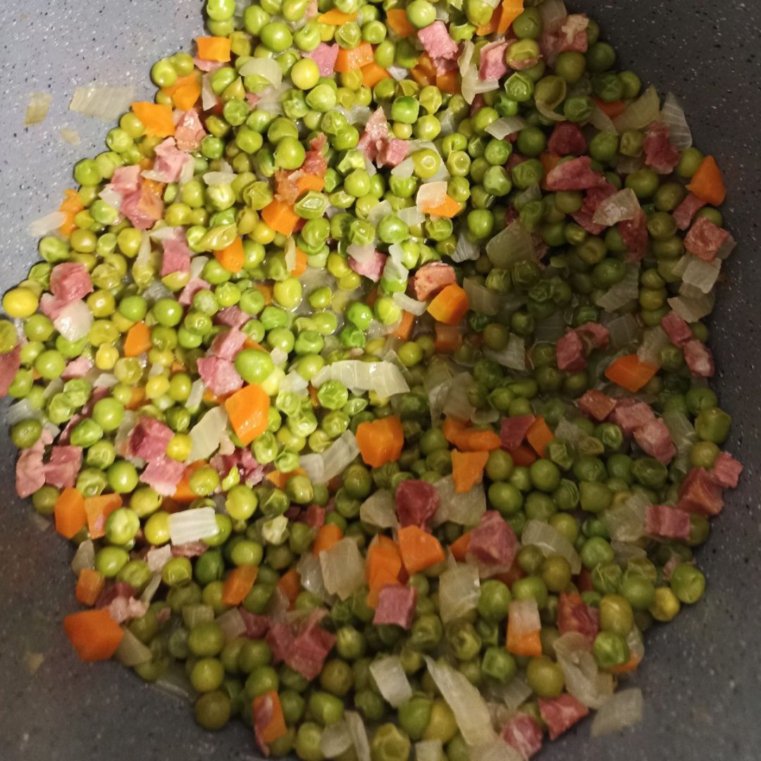 Guisantes con jamón 