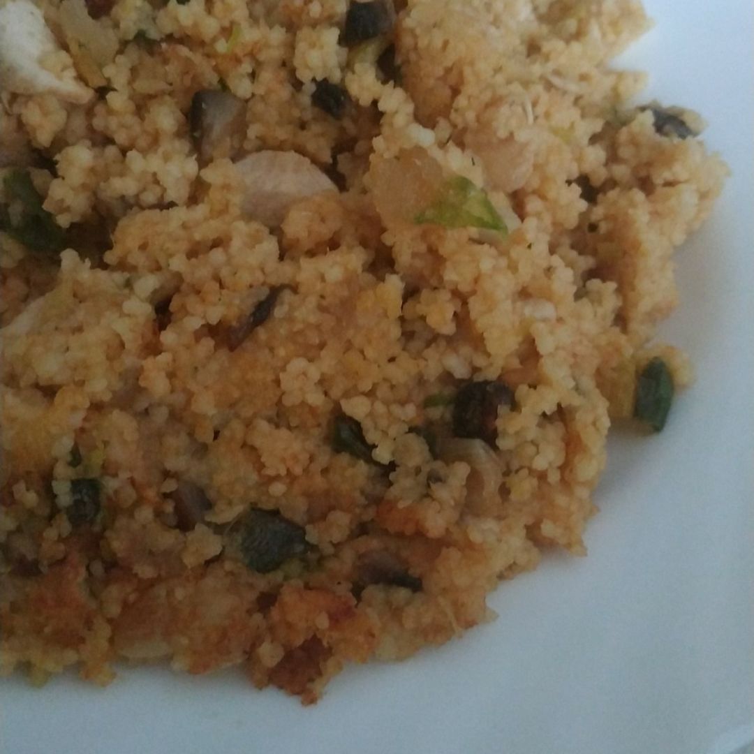Cous cous con pechuga de pollo Cous cous con pechuga de pollo
