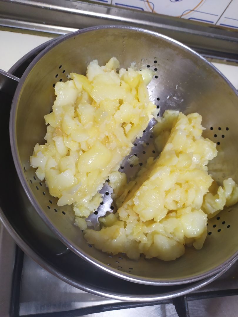 Tortilla de patata española (2) Paso 6 Tortilla de patata española (2) Paso 6
