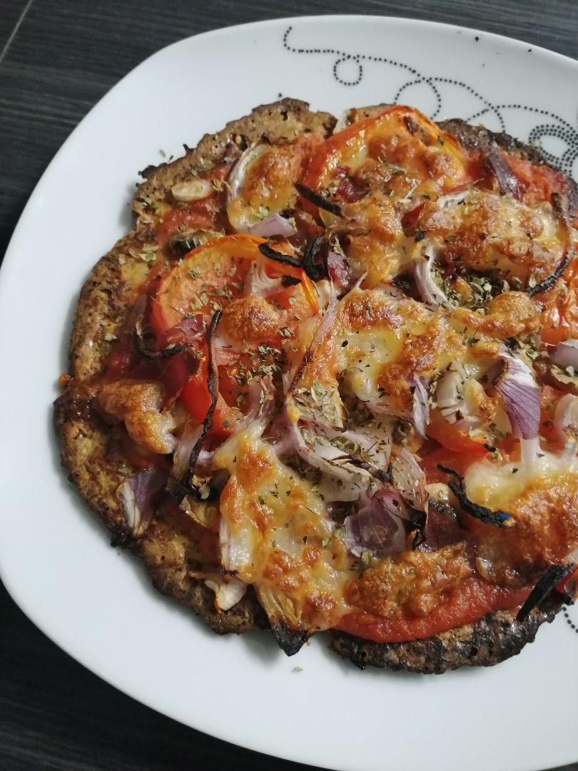 Pizza de masa de calabacín Pizza de masa de calabacín