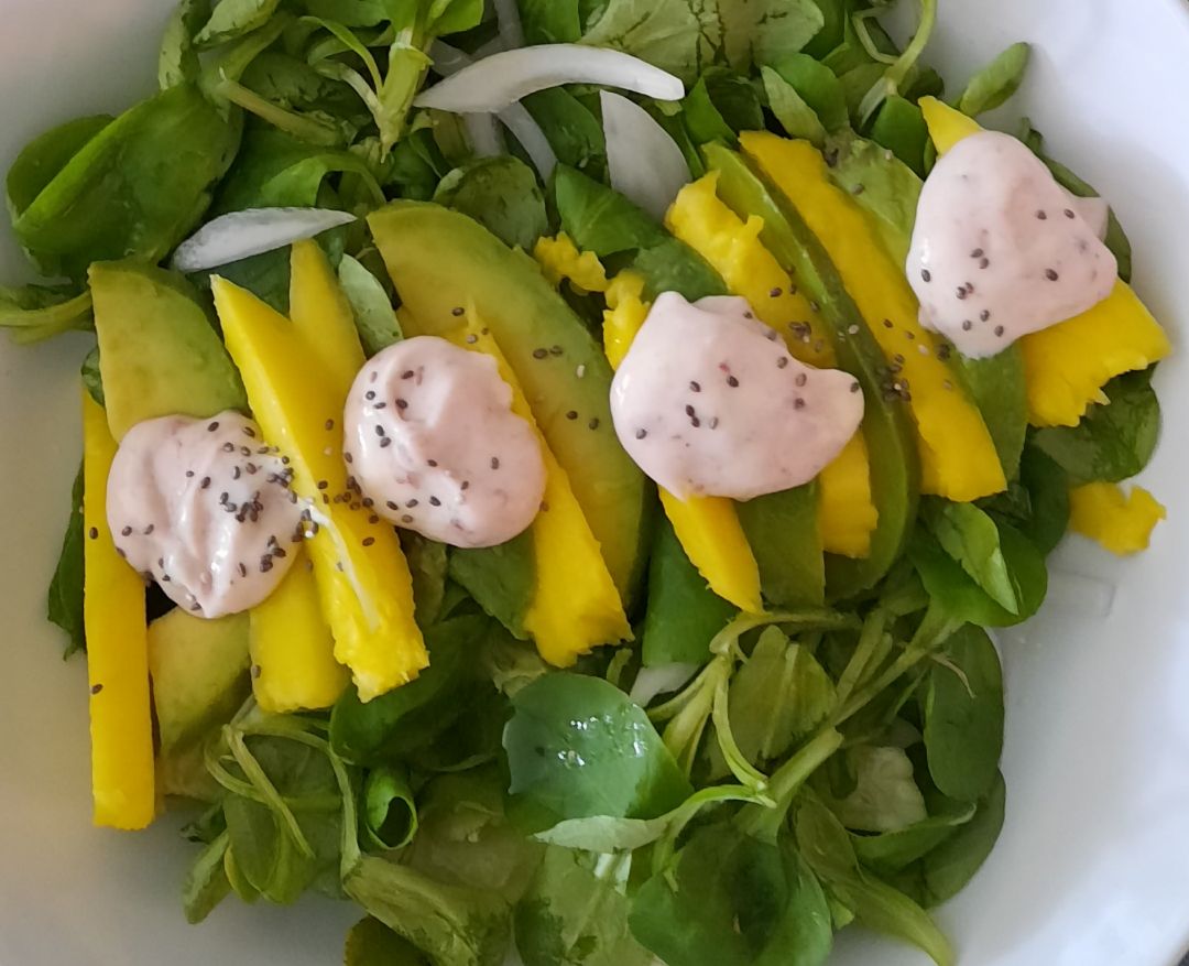 Ensalada Mango y Aguacate Ensalada Mango y Aguacate