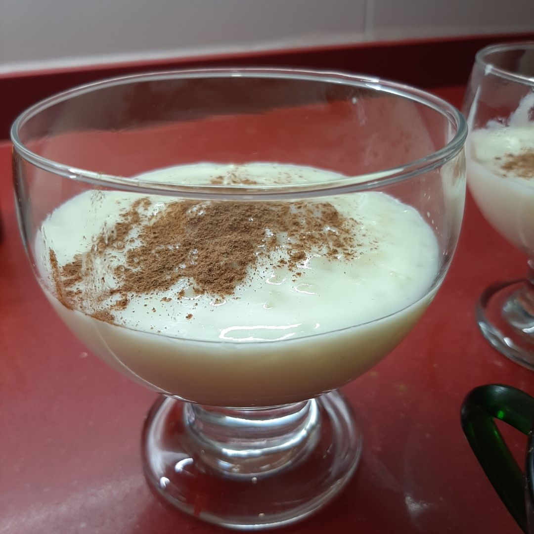 Arroz con leche cremoso Arroz con leche cremoso