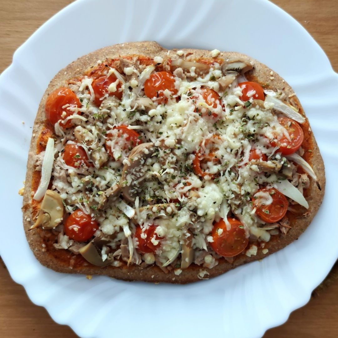 Pizza integral de atún Pizza integral de atún
