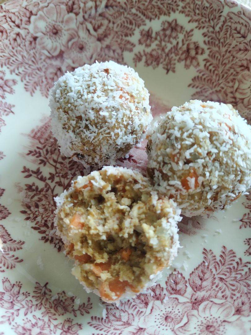 Bombones de zanahoria (crudas y veganas) Paso 6 Bombones de zanahoria (crudas y veganas) Paso 6
