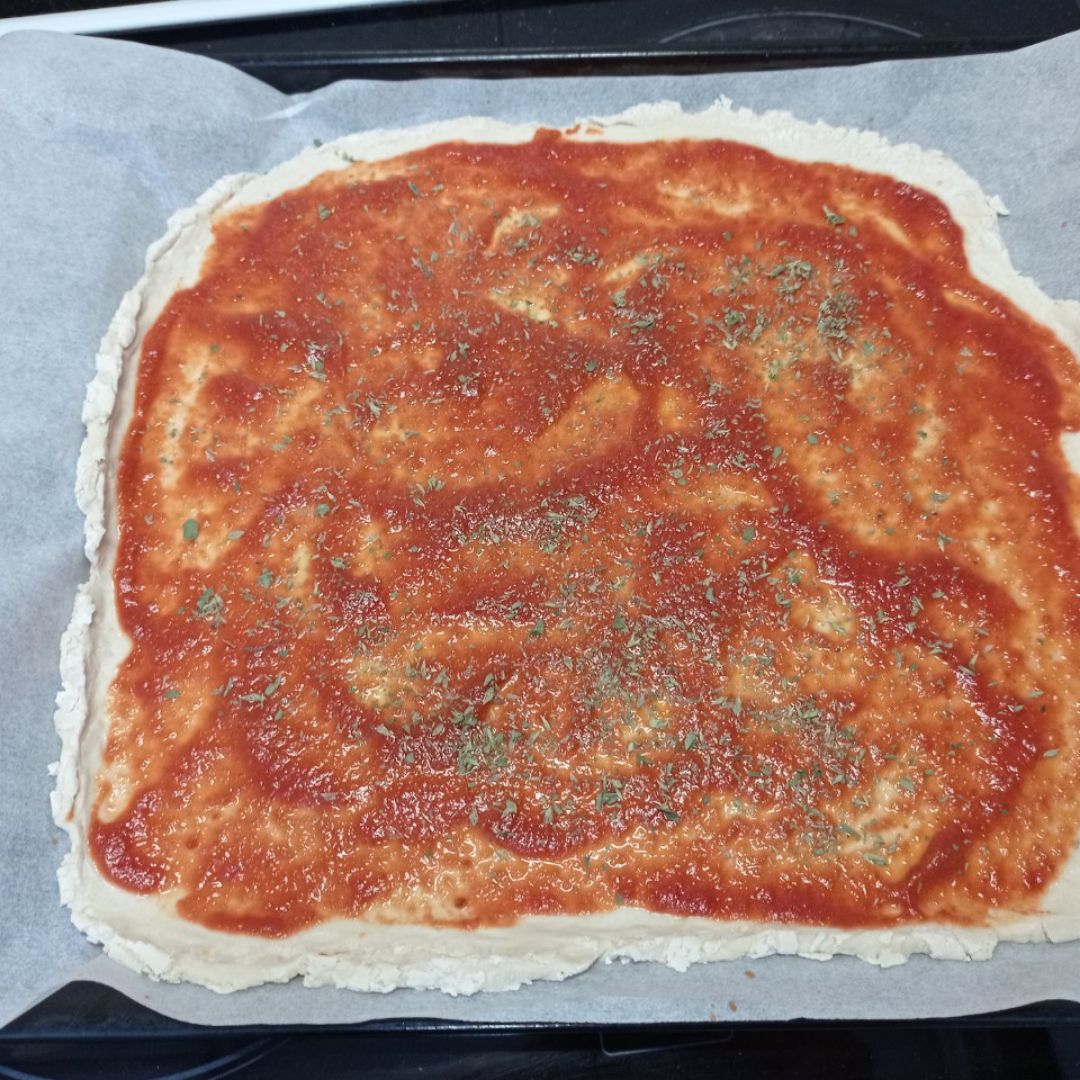 Pizza mitad vegetal - mitad jamón. Paso 1 Pizza mitad vegetal - mitad jamón. Paso 1