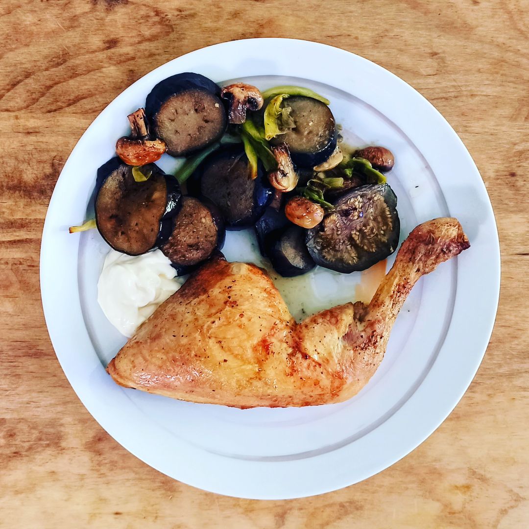 Asado de pollo con verduras Asado de pollo con verduras