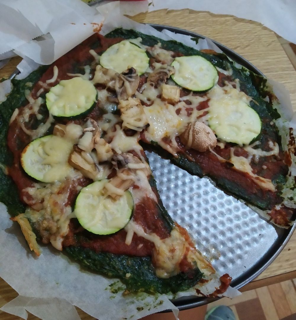 Pizza馃崟 con base de espinacas 馃ガ Keto/cetogenica Pizza馃崟 con base de espinacas 馃ガ Keto/cetogenica