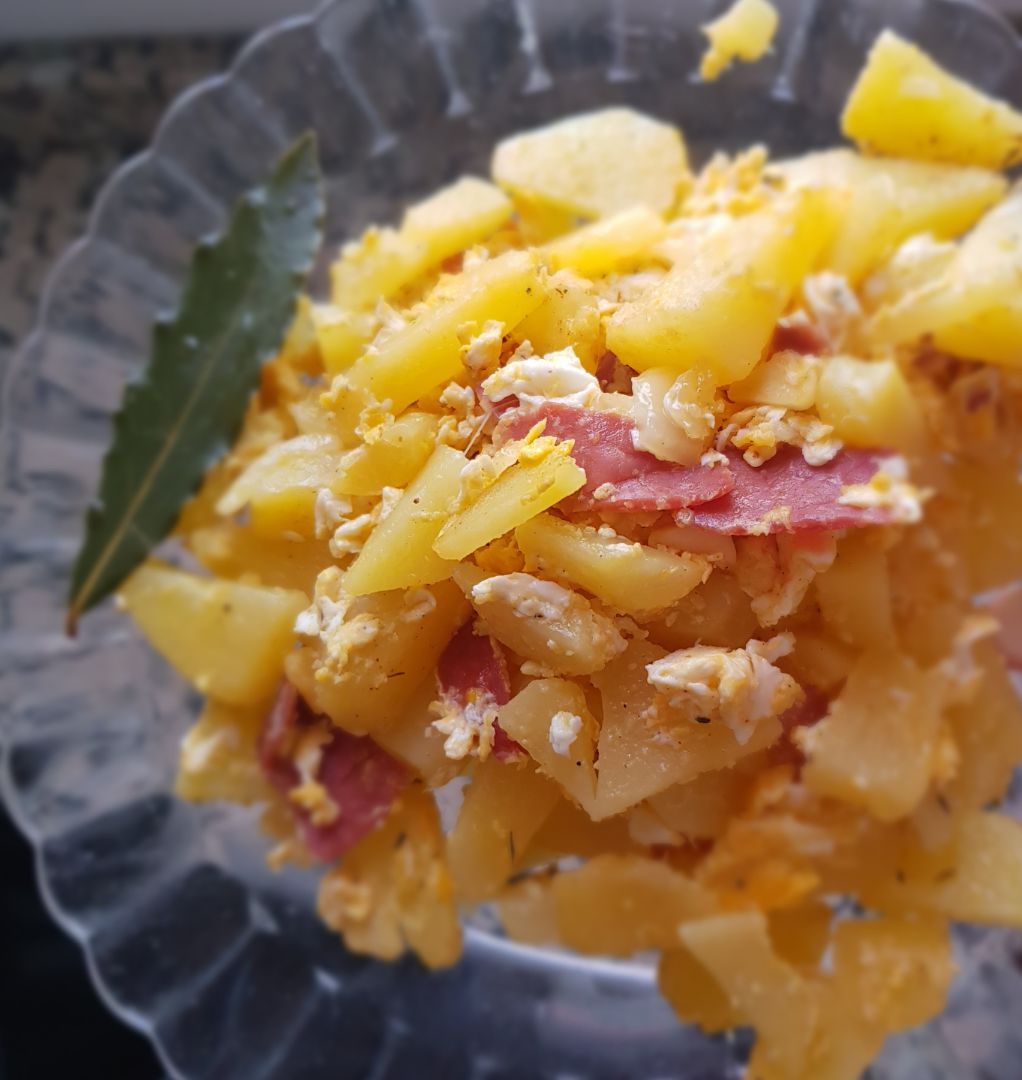 Revuelto de patatas COCIDAS Revuelto de patatas COCIDAS