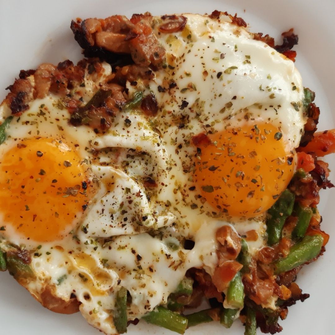 Huevos al plato improvisados Huevos al plato improvisados