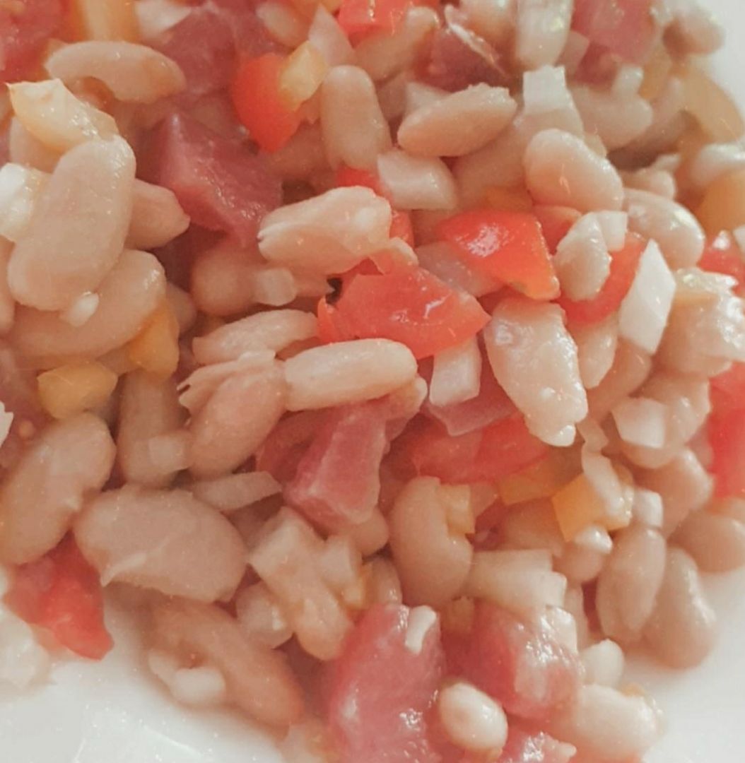 Ensalada de alubias y atún rojo Ensalada de alubias y atún rojo