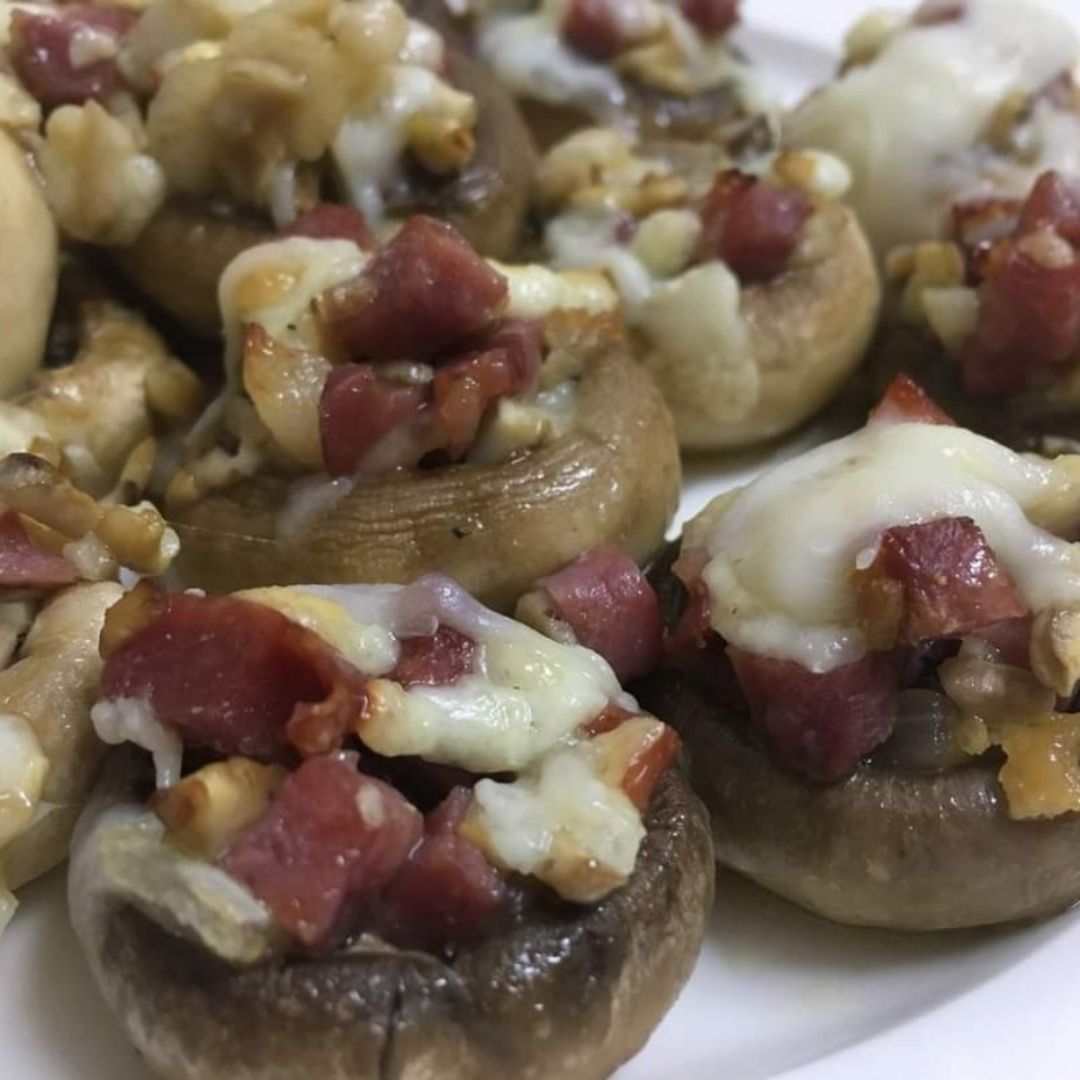 Champiñones rellenos de jamón y queso Paso 5 Champiñones rellenos de jamón y queso Paso 5