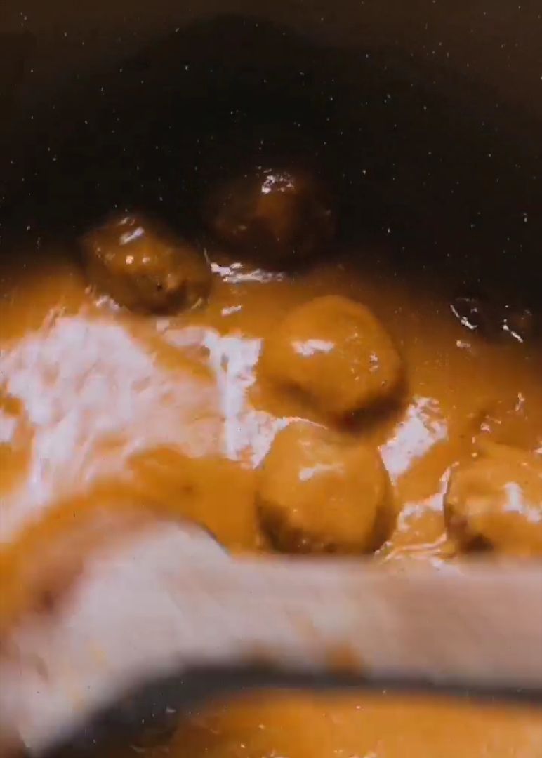 ALBÓNDIGAS CON ALUBIAS ROJAS Paso 5