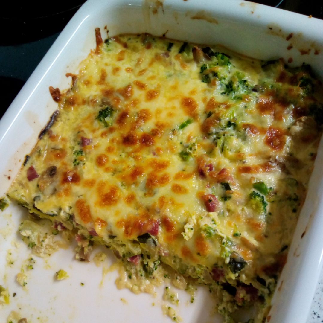 Pudin de brócoli con jamón. Pudin de brócoli con jamón.