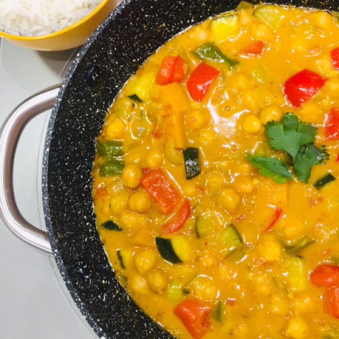 Curry de garbanzos y verduras