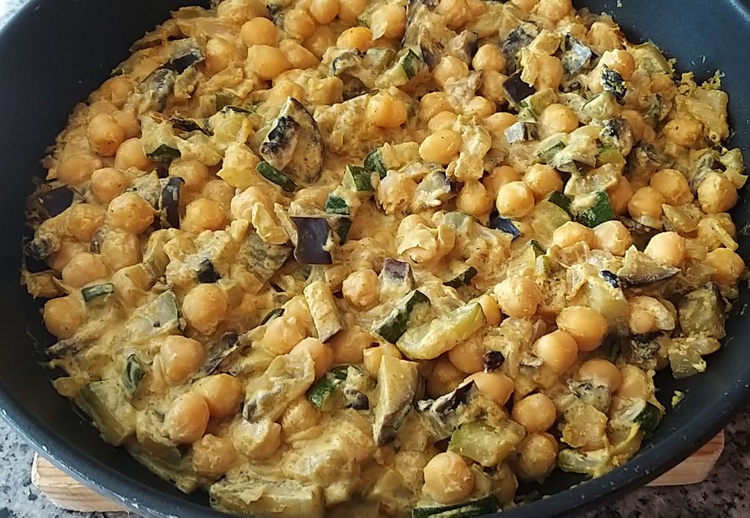 Garbanzos con verduras al curry ☺ Garbanzos con verduras al curry ☺