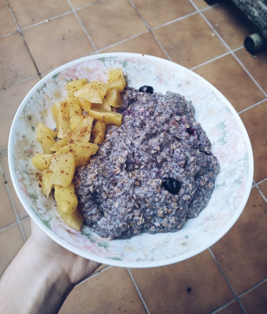 Porridge de Chía y avena con arándanos 💜 Porridge de Chía y avena con arándanos 💜