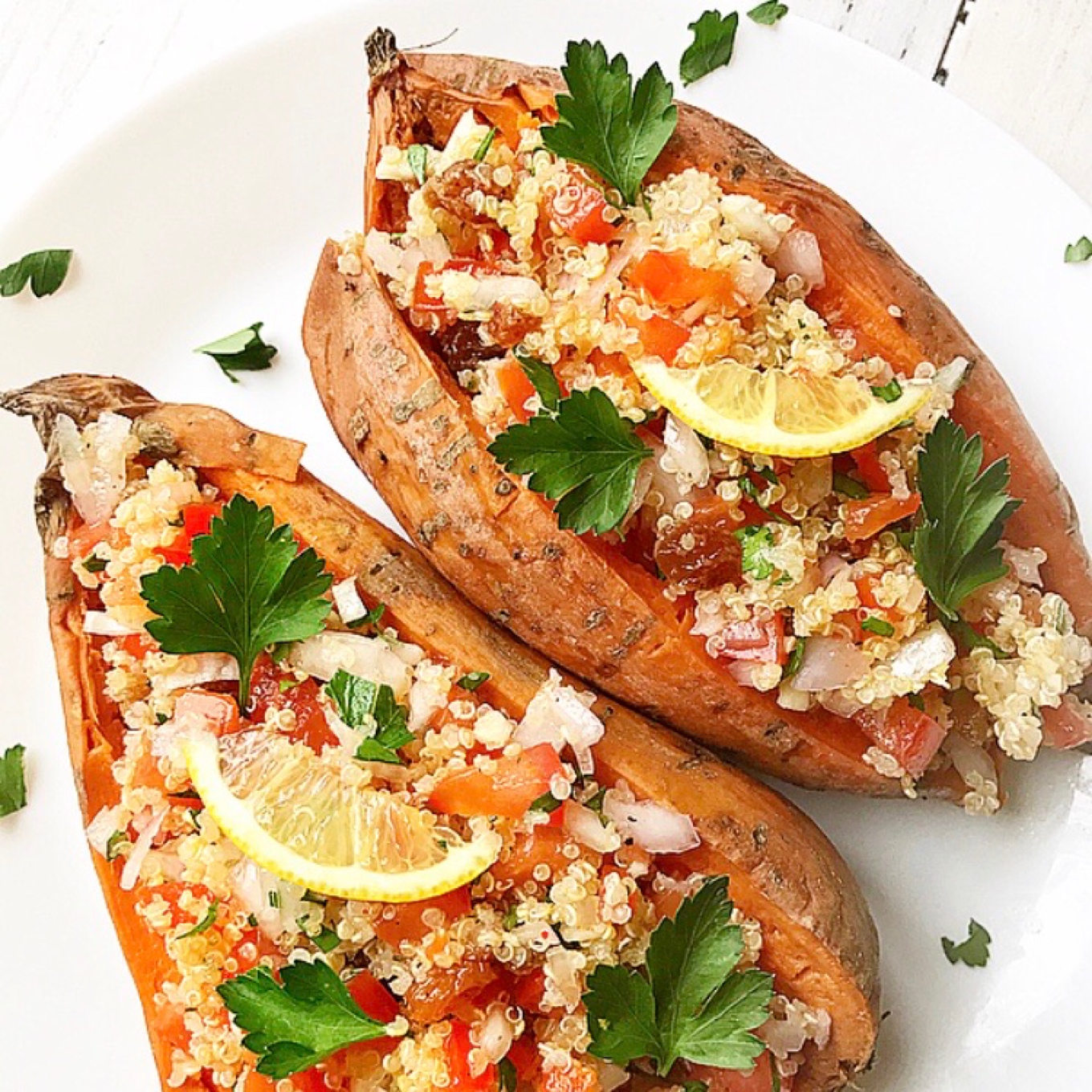 Boniatos rellenos con quinoa 🌿