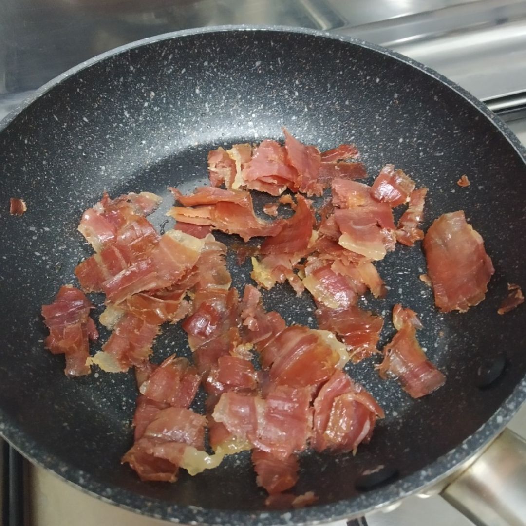 Nube de huevo con patatas y jam贸n crujiente 馃馃嵆 Paso 5 Nube de huevo con patatas y jam贸n crujiente 馃馃嵆 Paso 5
