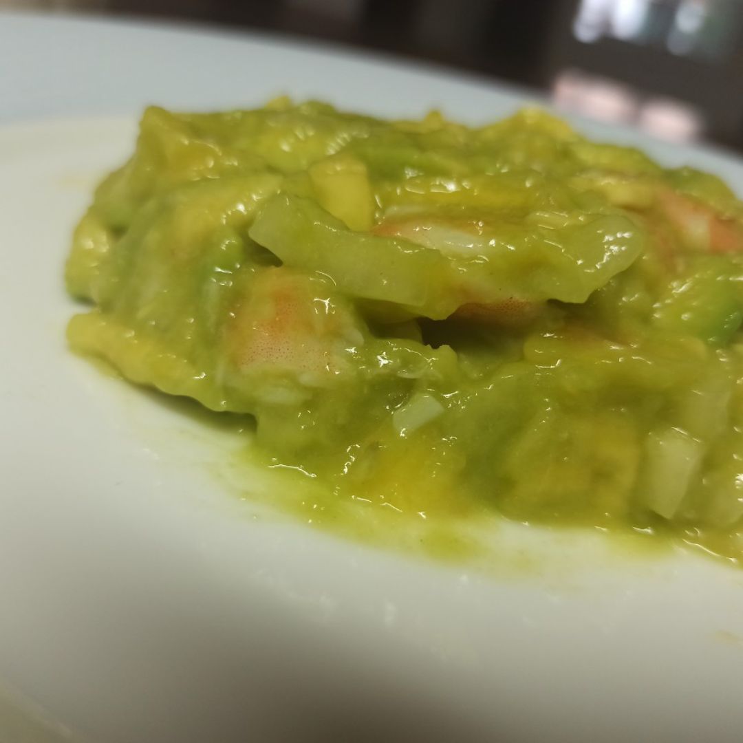 Tartar de langostinos, aguacate y mango Tartar de langostinos, aguacate y mango