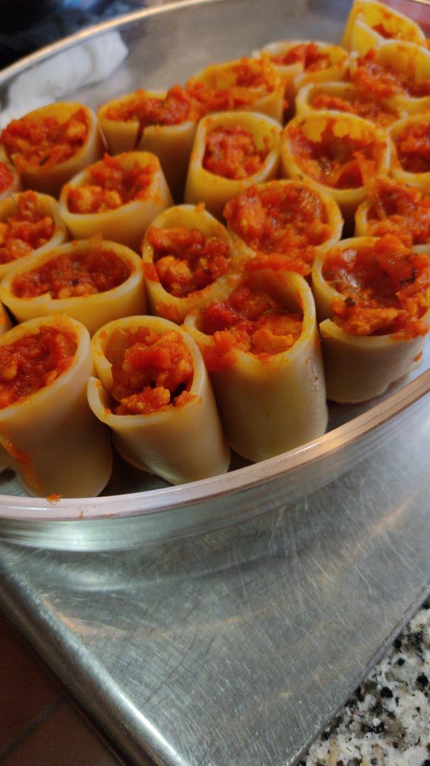Pasta rellena de “boloñesa” vegana
Paso 5 Pasta rellena de “boloñesa” vegana
Paso 5