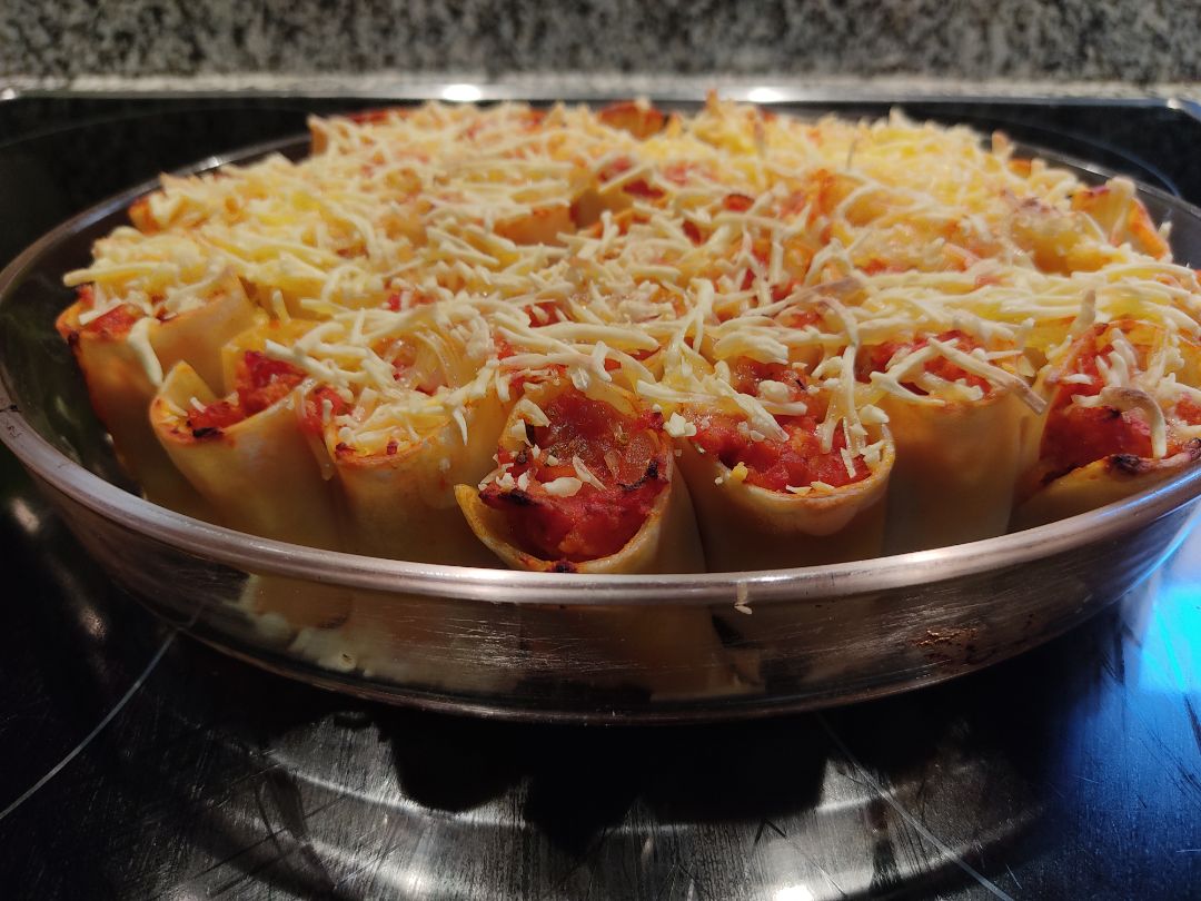 Pasta rellena de “boloñesa” vegana
Paso 6 Pasta rellena de “boloñesa” vegana
Paso 6
