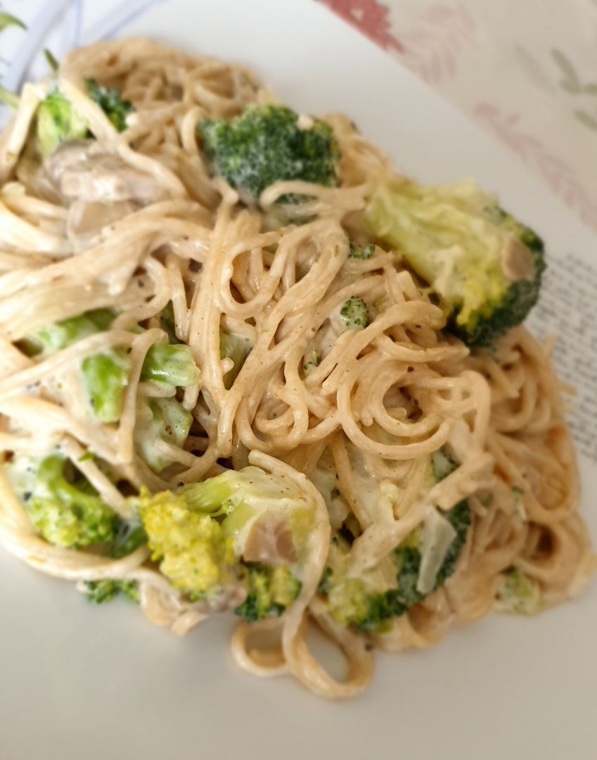 Pasta con carbonara de brócoli 🥦🍝