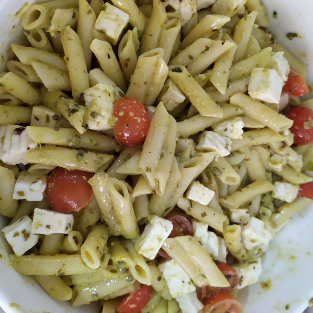Pasta con salsa pesto Paso 2 Pasta con salsa pesto Paso 2