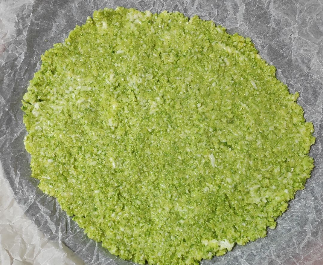 Pizza de atún con base de brócoli Paso 0 Pizza de atún con base de brócoli Paso 0